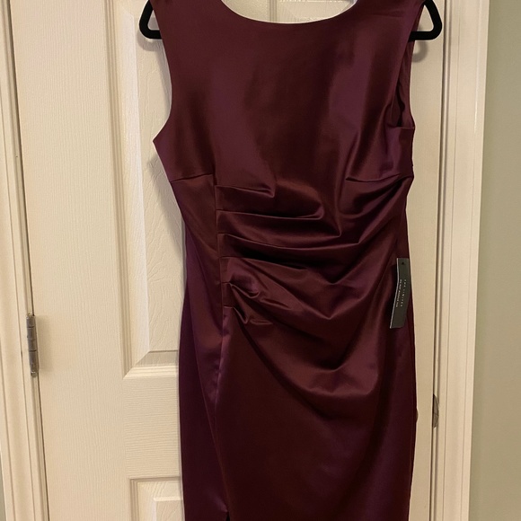Dress - Picture 1 of 3